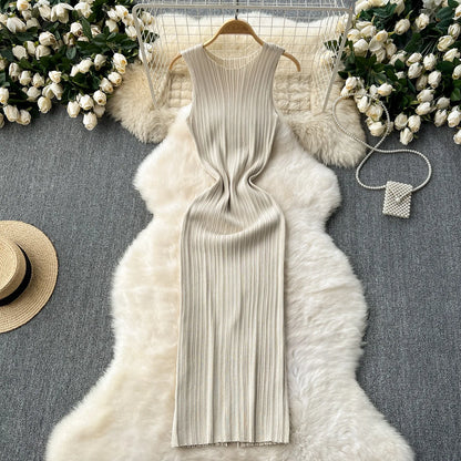 Chic Ribbed Maxi Dress