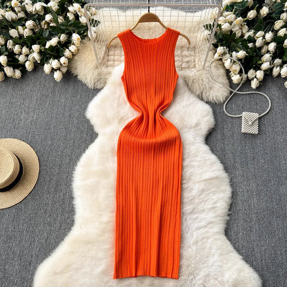 Chic Ribbed Maxi Dress