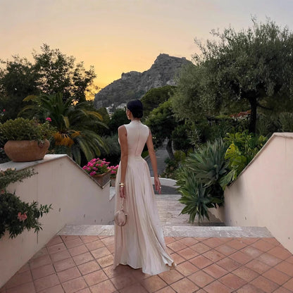 Slim Solid Color Big Hem Long Sleeveless Pleated Evening Dress